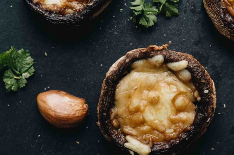 Funghi ripieni al formaggio: la ricetta
