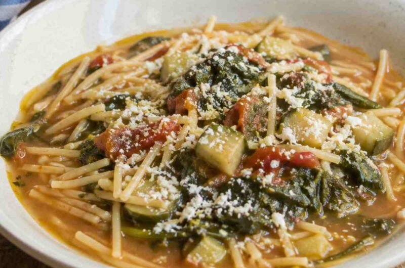 Pasta con i tenerumi: la ricetta facile